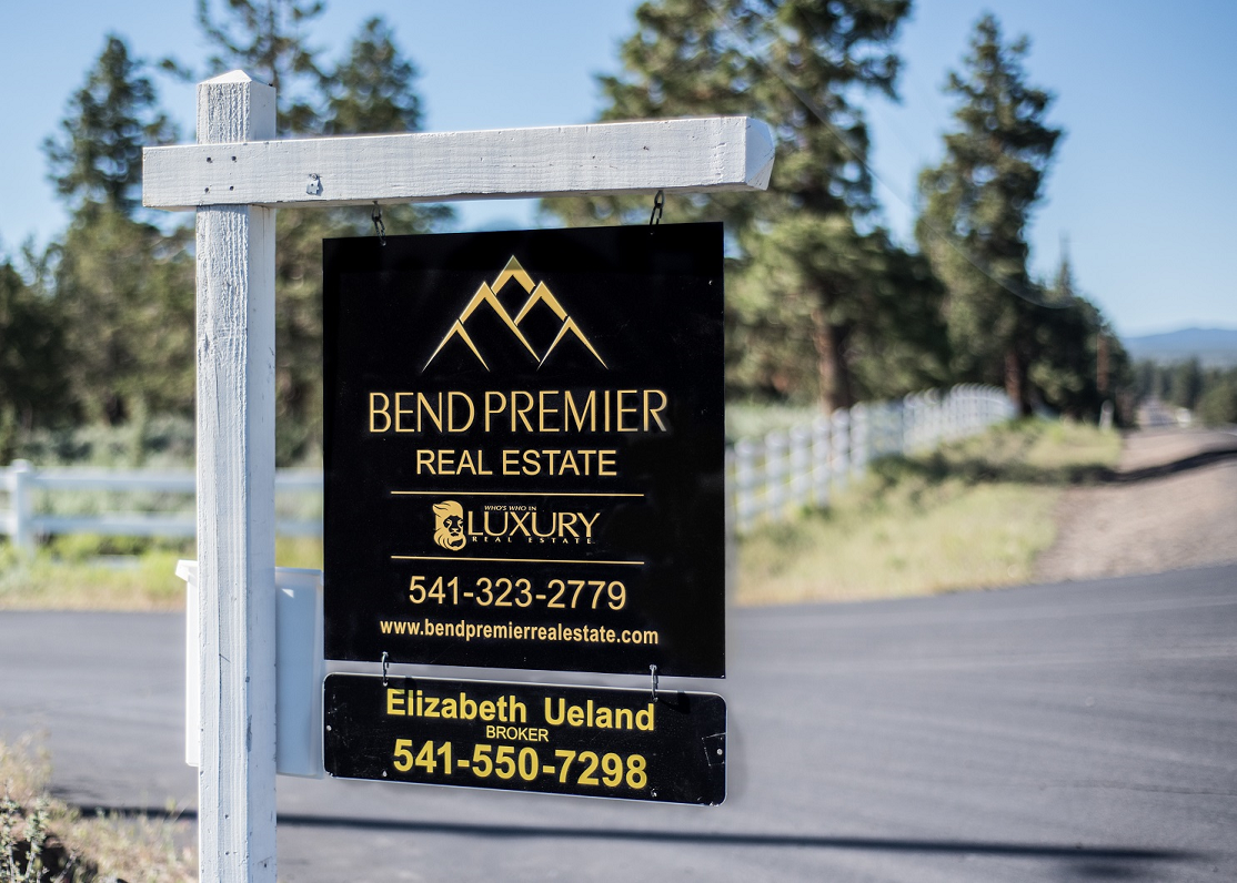 Bend Luxury Real Estate Sign